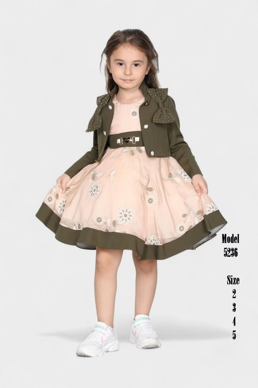 كميه 500 قطعه
طقم عيد موديل جديد يا جبار يارب 
مقاس 2/5/6\9 السعر 11$ الله يهني صاحب النصيب يا جبار يارب 🔥🔥


**إذا كنت صاحب هذا الإعلان وتريد حذفه لأي سبب، رجاءا أرسل رسالة إلى الدعم الفني**