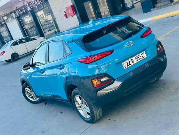 السلام عليكم شباب هونداي كونا موديل ٢٢ رقم اربيل باسمي  مكينه دوش 2000 شاشه كبيره انظمه قيياده تحويل وكاله مضمونه  رقم سنويه هزه جدد  السياره بيها قطع صبغ مكفوله من الكص والدواخل  سونار مرفق السعر ١١٥ بيها مجال للاستفسار***********مكانيً بغداد البنوك-الدوره بغداد
