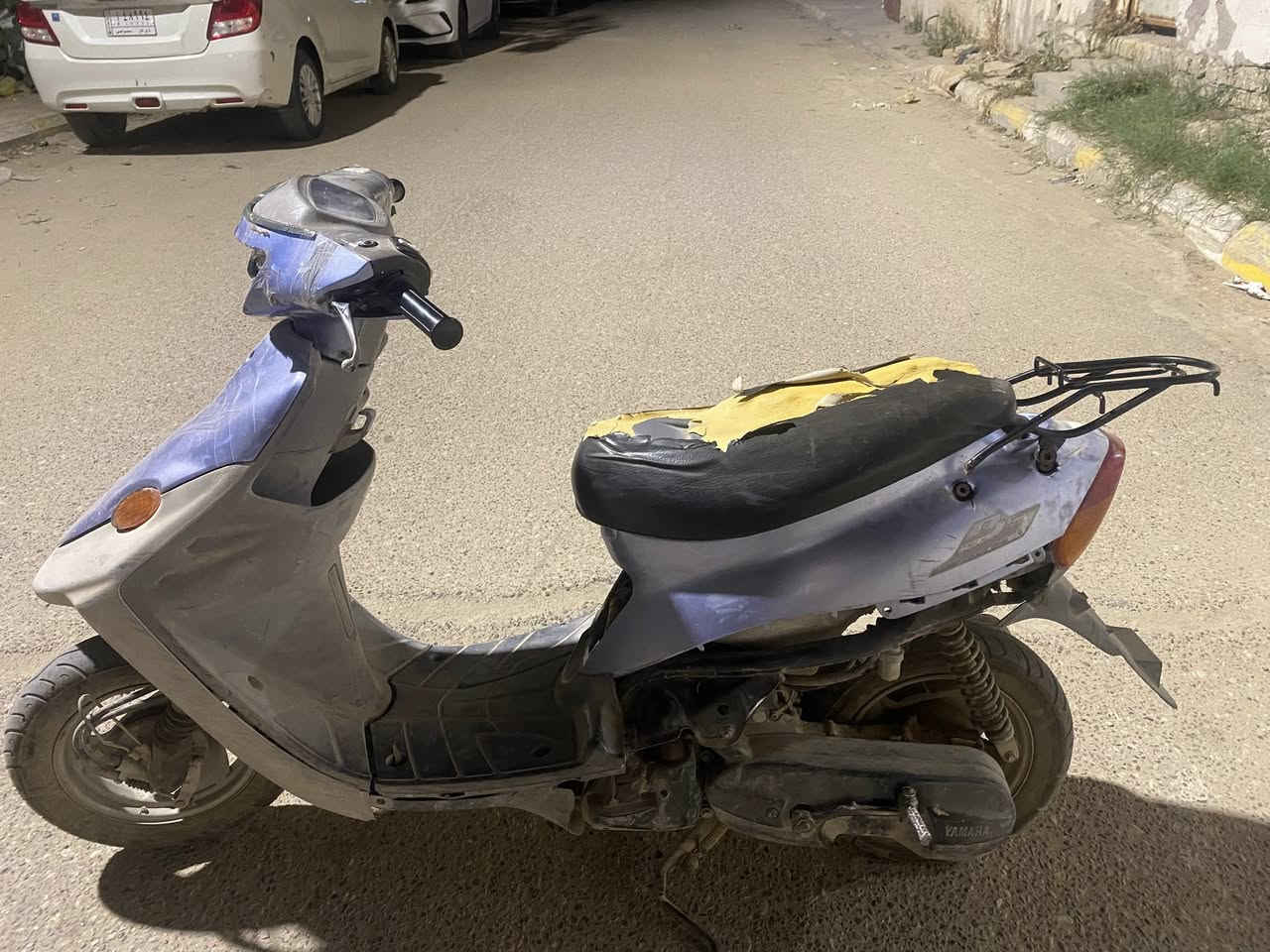 السلام عليكم دراجة بيجي للبيع مجفتة دراجة كلش حلوة و بيهة شلعة تخبل سعرهة ٣٠٠ و بيهة مجال للتواصل ***********
