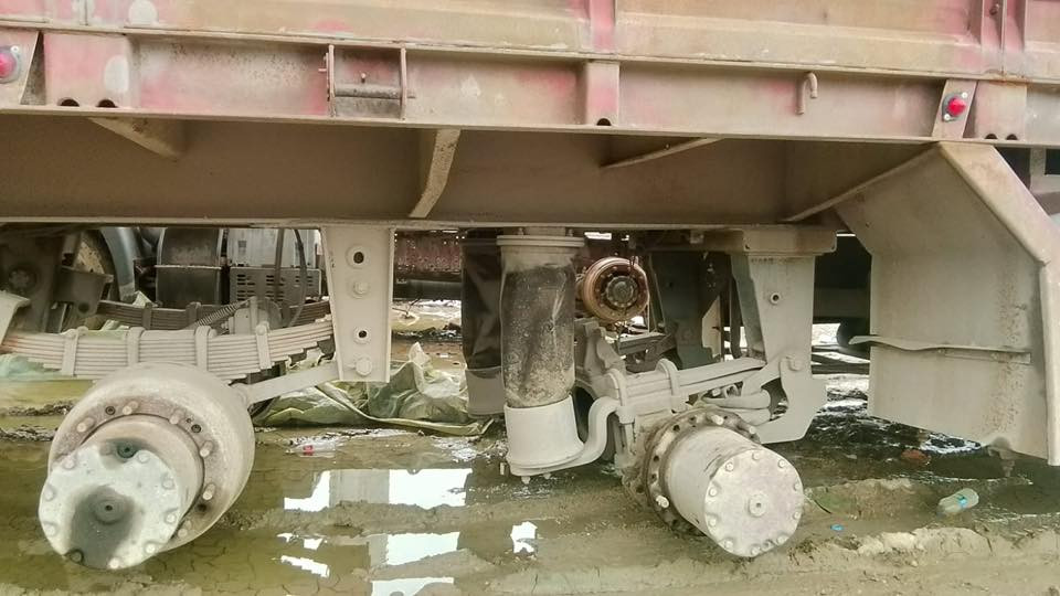 للبيع عربانه فصال حدادي شاصي محلي 16 طوله 13 متر
بدون تاير او ويل 
*********** بي وتساب 
***********
