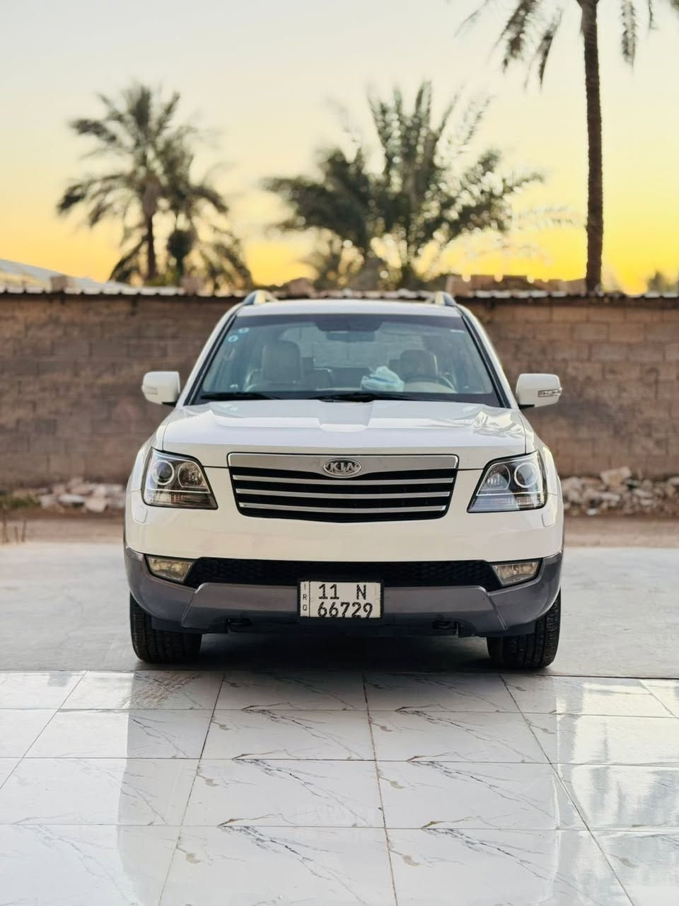 سلام عليكم 
كيا موهافي للبيع رقم بغداد بسمي 
2011 خليجي مكينه 6 سلندر 
مواصفات 
بصمه تشغيل
بصمه ابواب 
كشنات جلد وكهرباء
صندوك شفط 
سلايت طكتين
فور ويل 
خزن ميموري 

السياره بيها بنيد صبغ وباب الصدر فقط
السياره نضيفه بدون نقص كلشي 
السعر 145 وبيها مجال للشراي 

العنوان واسط صويرة

للتصال ***********
