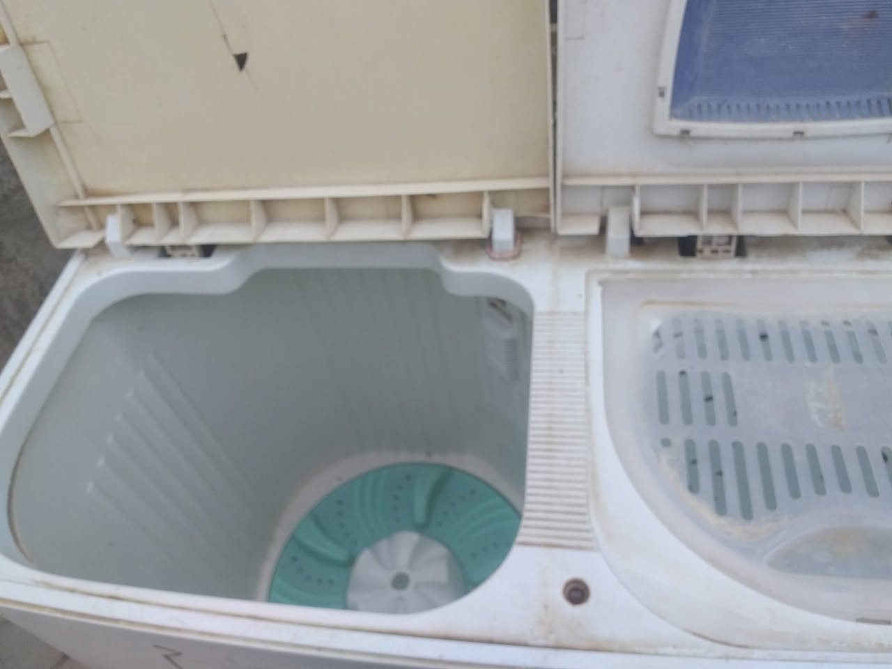 للبيع


**إذا كنت صاحب هذا الإعلان وتريد حذفه لأي سبب، رجاءا أرسل رسالة إلى الدعم الفني**