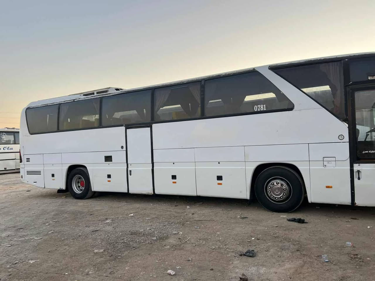 سلام عليكم للبيع
350 وسطانيه جاهزه للعمل حداديه تخم تاير سكله شرط 55نفر تبريد دايو مكينه كير اكسن كفاله للاستفسار

***********
