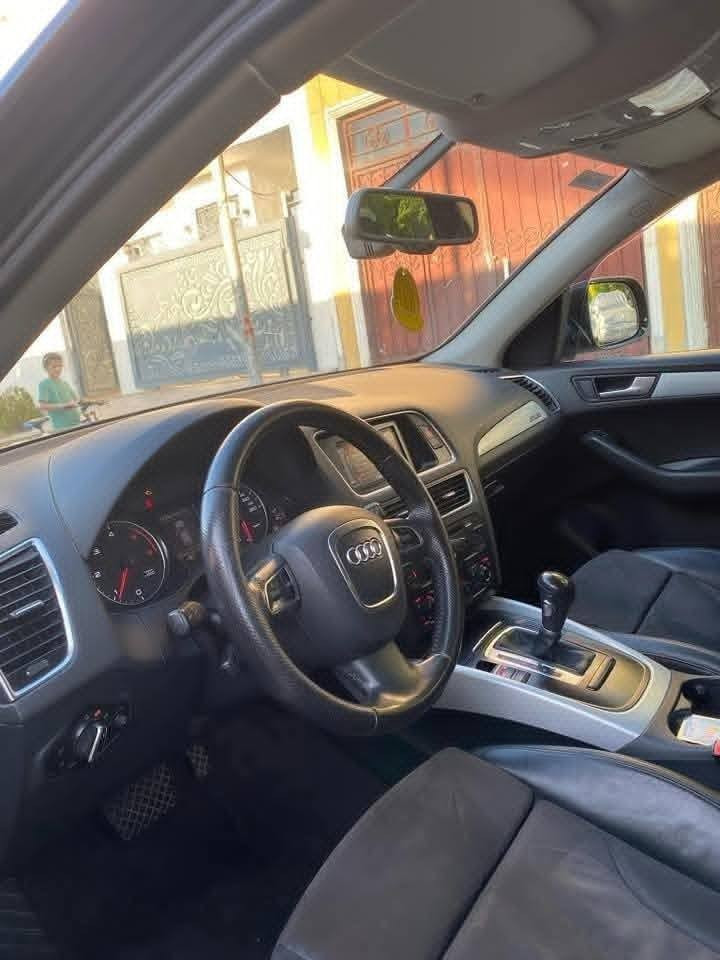 AUDI Q5 2010

ئۆدی q5
فول مواسفات بەس سلایت نیە
مۆدێل ۲٠۱٠
گێرومە کینە بە شە رت 
مەکینە(۲٠)تۆربۆی گازە
هە موگیانی لە سە ر دەقی شە ریکە ماوە
بۆیاخی نیە بە شە رت
  لەرەسمەکان جوانترە 
دە بڵ ئە کسلی بە شە رت
ژ.م(٠۷۷۲٥۳٤٠۹۹٥)
ڤایبە رو واتساپی لە سە رە
نرخ کۆمێنت بکە 📩 ✅ ✅ 📩
