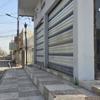 محل للإيجار • شارع الحسينية • ٦×٨م