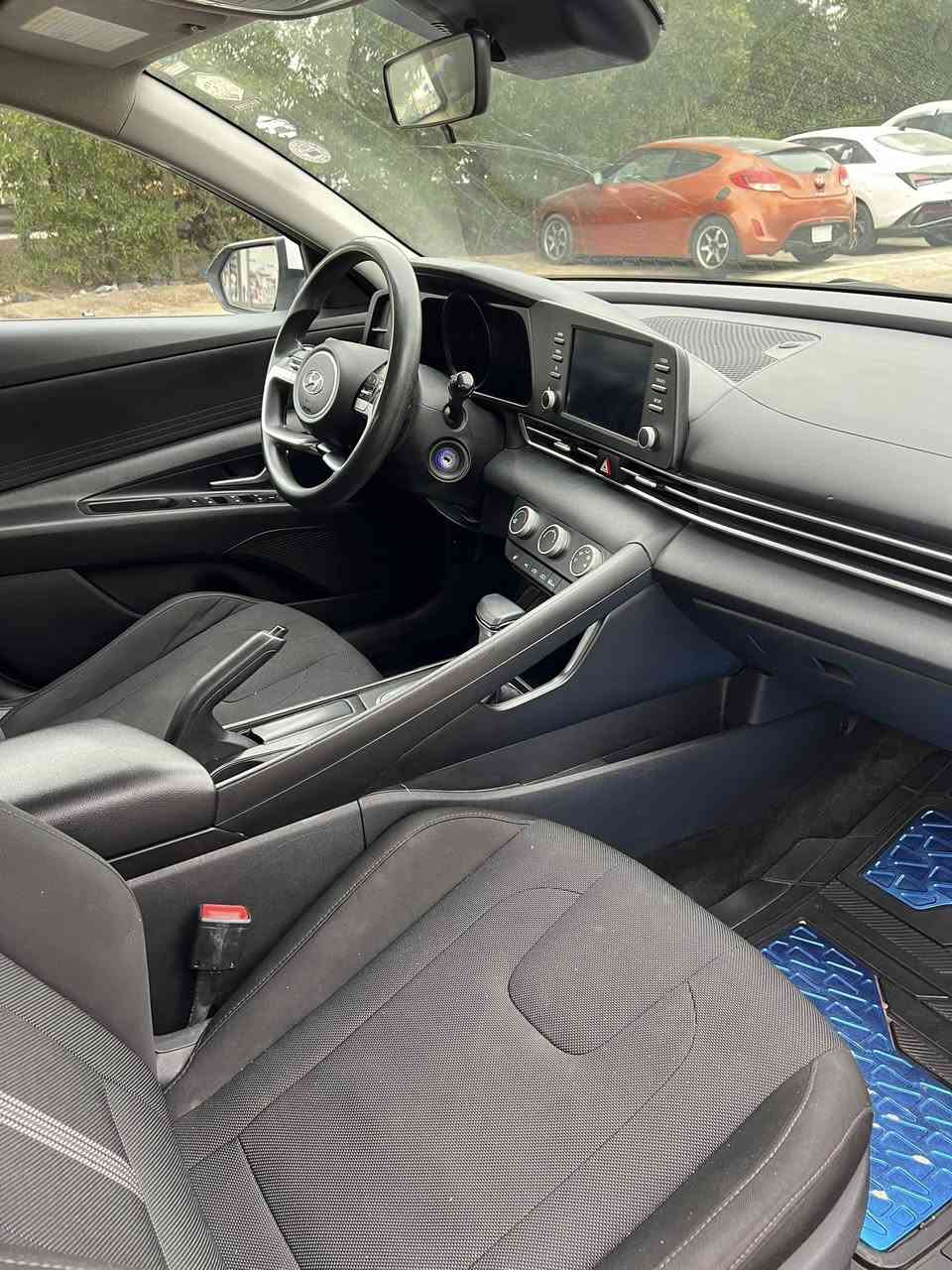 السلام عليكم
شباب النترا 2021 أمريكي 

حادثها كلش حلو بس قبق جنطة مبدل 

ماشية 80 محرك 2000 دوش 

مواصفات رادار امامي 

تحكمات ستيرن .. تدفئة كشنات 

السعر 147 السيارة بأسمي 

مكان السيارة بغداد الحرية 

للاستفسار ***********
