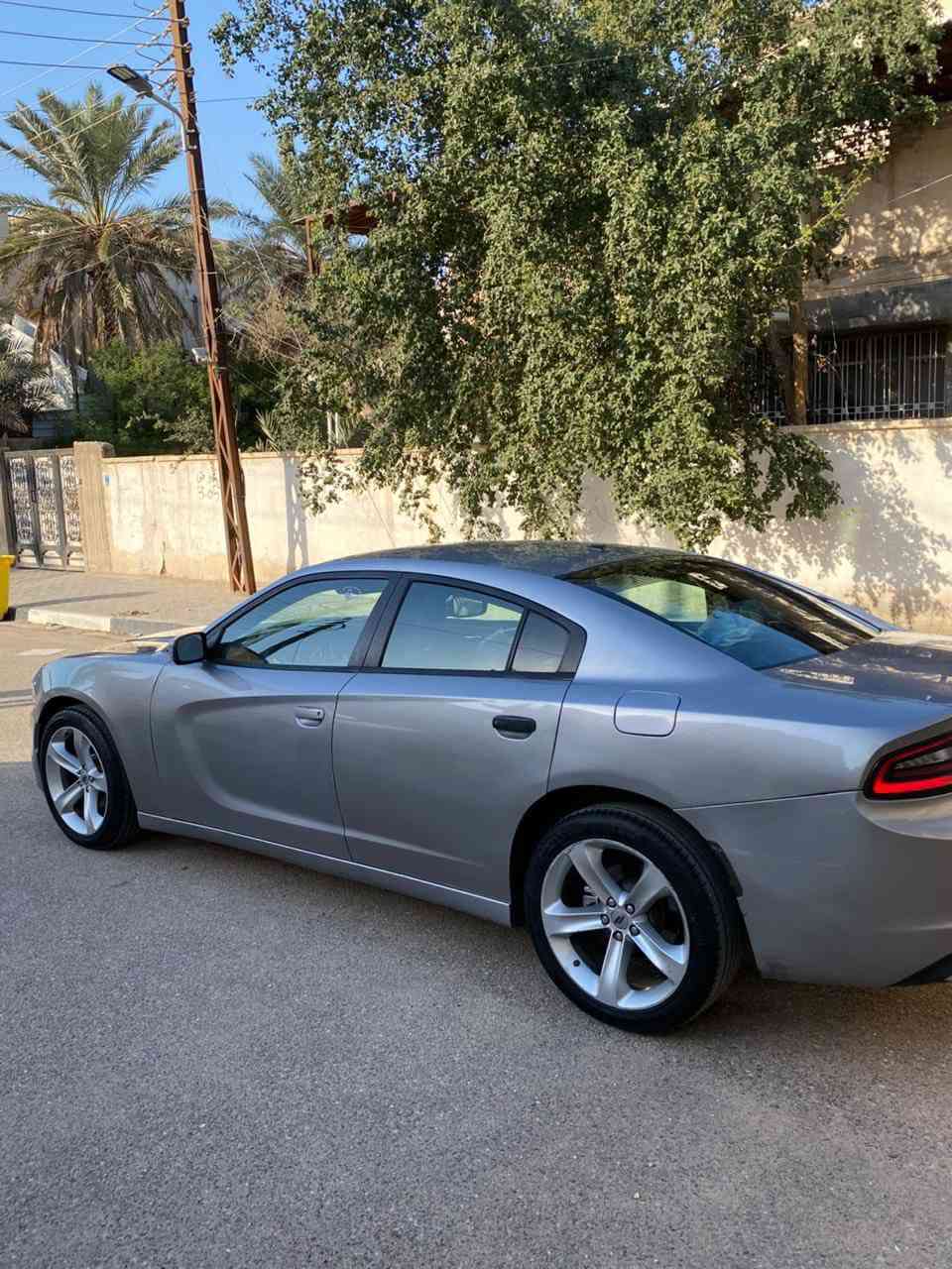 سلام عليكم جارجر موديل ١٧اصل سياره فقط فتح شاصي امامي يعني مو كصه السياره جاهزه عله آخر حبايه متوئمه طبق الأصل حداديه جديده وتايرات جدد تبريده ثلج   السعر ٨٥وبيه مجال مكان السياره بصره ادوات ادوات ***********
