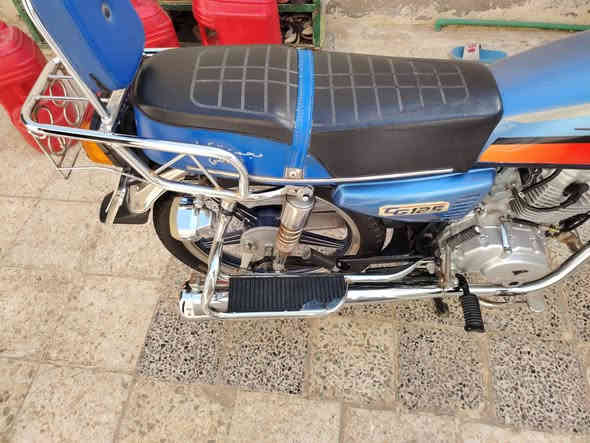 السلام عليكم بارت للبيع موديل 23 اوراق أصولي طالعه من مجمع الكرار دراجه جاهزه برغي مامفتوح بيها (السعر مليون وميتين) ***********
