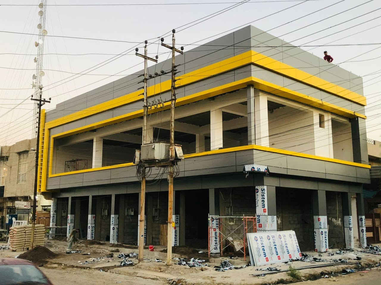 تغليف جميع البنايات ورفع كابون

تغليف واجهات بأسعار مناسبه ✅

لتطوير الواجهات عن الاستعداد لرفع الكابوند الواجهات واستبداله بمواد غير قابلة للاحتراق
نقدم لكم احدث ديكورات(فرونتك، بورسلاين،بوردكس،  كوته سستم، جام 
  
وأعمالنا متطابقه للصور 
ومتقنة وبحرفية عالية 
العمل يتم بكوادر متميزه 
لمسة جمالية تناسب جميع الأذواق
للاستفسار يرجى مراسله الصفحه ✅
#ديكور #فرونتك
*********** وتساب
