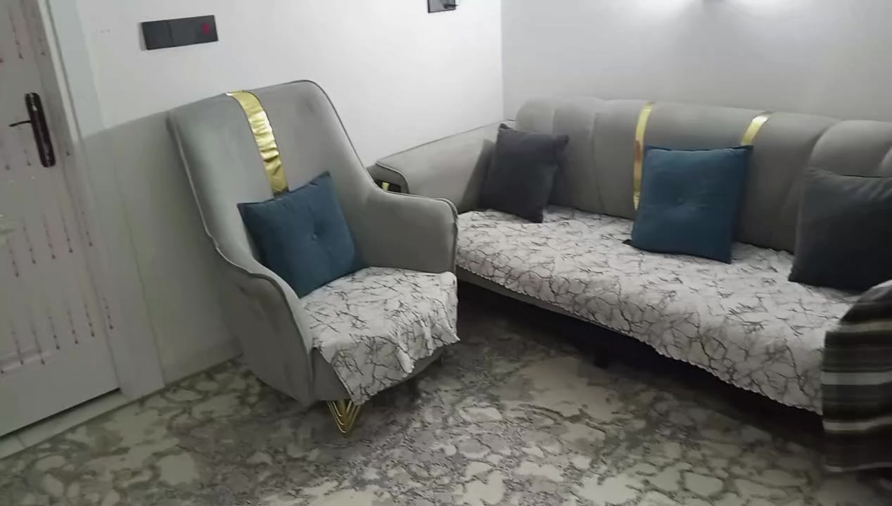 تخم أخو جديد ثمن متقاعد سعر خمس مئة عنوان هفلان


**إذا كنت صاحب هذا الإعلان وتريد حذفه لأي سبب، رجاءا أرسل رسالة إلى الدعم الفني**