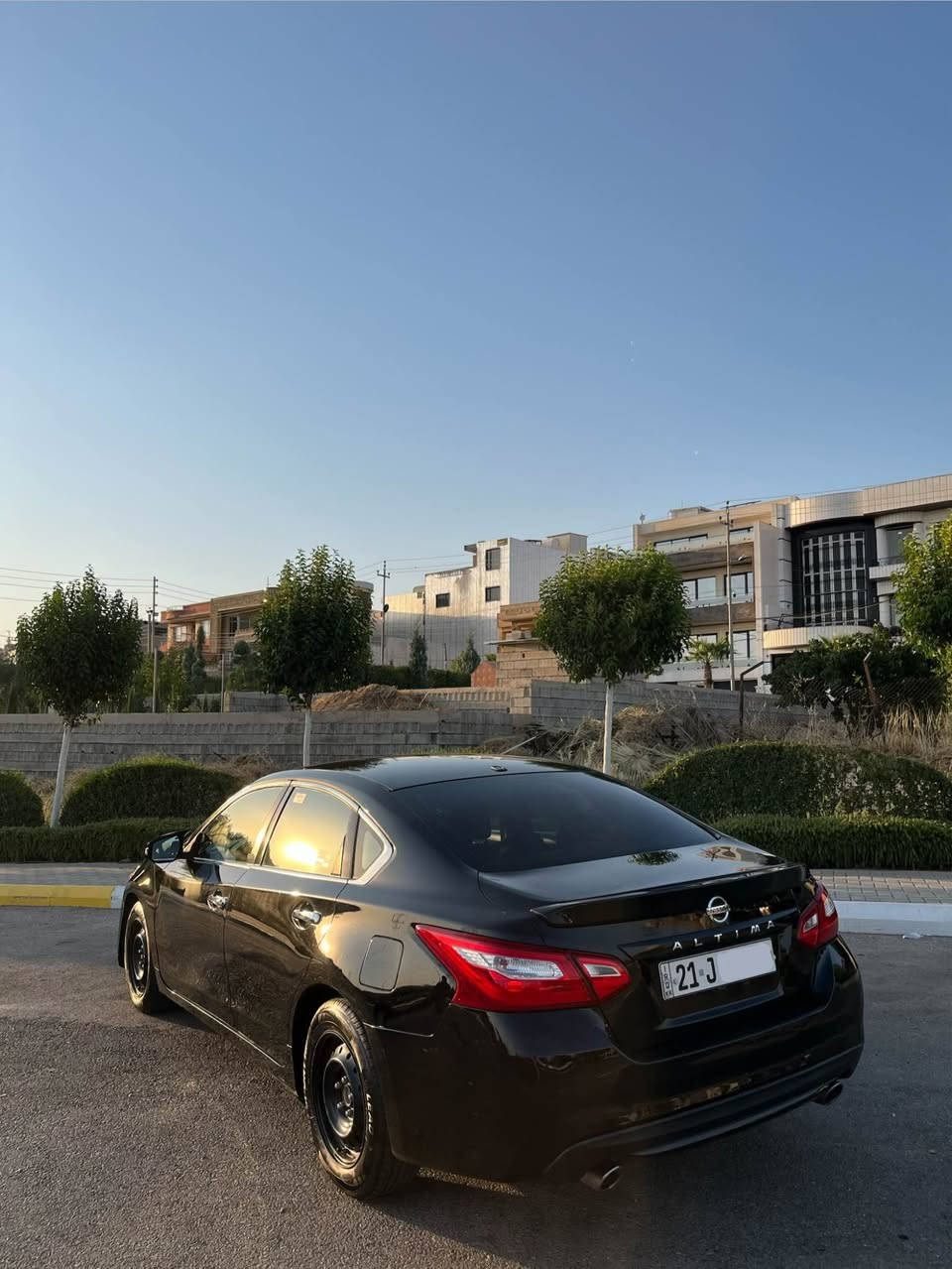 Nissan Altima 2017 S

١٤٠ کم ڕۆشتووە 

سەنەوی تا ٢٠٣٠ 

سەیارەی دەسی ماڵ بووە یەک دینار مەسرەفی تیا نیە

هایدرۆلیکی لە ئۆتۆ سێرڤس بۆ گۆڕاوە شەریکەی نیسانی تێ کراوە

بەڕادی گێڕی خلیجی لەسەرە 

تایە و ویلی تازەی لە ژێرە 

غازی تەبریدی تازە بۆ گۆڕاوە 

گێڕ و مەکینە بە شەرت دەسکاری نەکراوە 

٣ پارچەی بۆیاخە بە بێ ناو گرتن ١ دەرگاش تعدیلە 

نرخی ١٠٣ وەرەقە و معامەلە

*********** السليمانية, العراق
