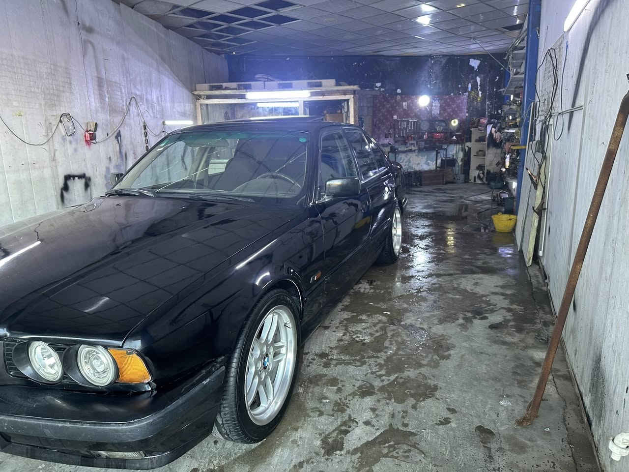 لبيع موديل 91 بجم عريض صبغ جماليه رقم جديد صدر امامي وخلفي جديد 25  اصل تبريد بس غازمكان دياله خانقين ***********
