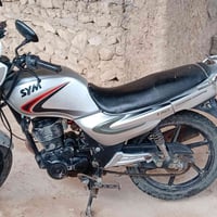 لبيع مديل ١٧ سعر ٧٠٠ بيه مجال 07828918766