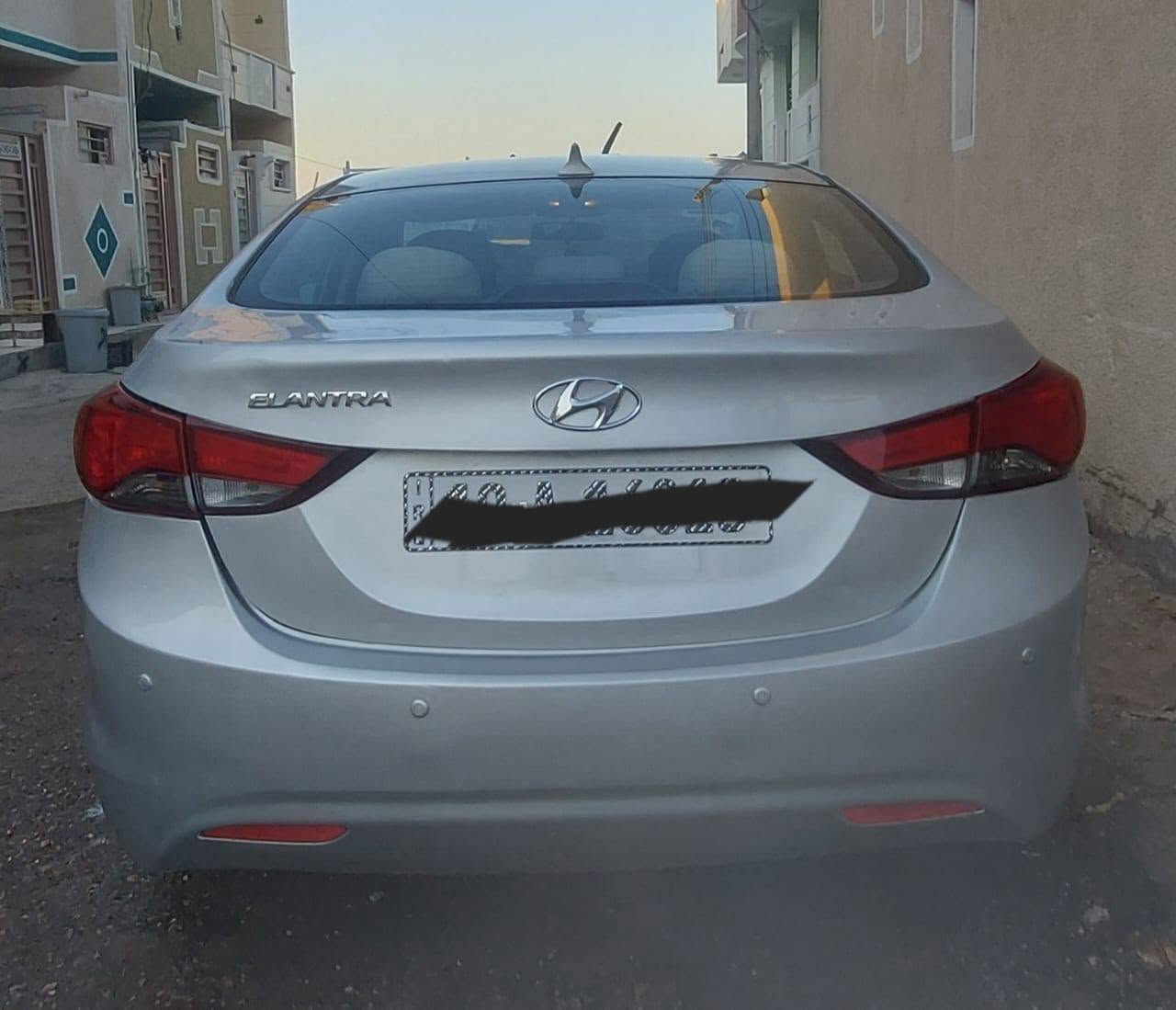 سيارة النتره للبيع 
موديل ٢٠١٢ رقم كربلاء انكليزي بسمي 
سنويه ٢٧ بسمي 
حادث جنطه 
محرك ١٨٠٠ دوش
كير عادي كير عادي عادي عادي ٧ نمره 
تبريد ثلج 
سعر السياره ٩٠ وبيهه مجال 
للإستفسار مراسله الصفحة او الاتصال على الرقم ***********
بي واتساب الرقم
