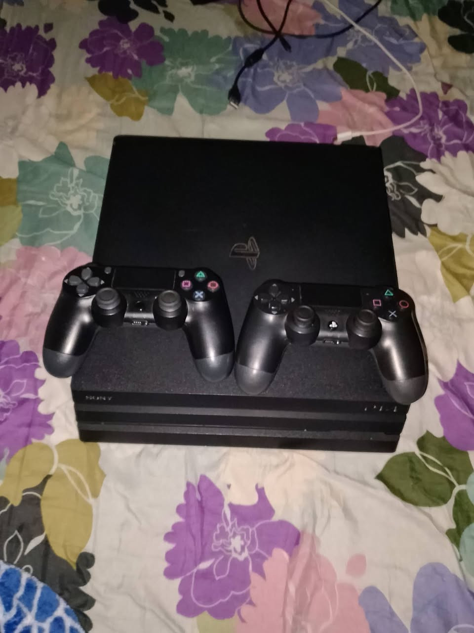 سلام عليكم ps4 pro 
مهكر نظام 9
ويا يو بي اس وجوستك اصلي وجوستك تجاري نقصها بطارية 
جهاز نضيف حيل
 

  نظام 9 افضل نظام بيهن تهكير برابط بي 21 لعبة قوية 
ايلدن رينق و سيد الحرب راغناروك ودارك سولز 2 ودارك سولز 3 
و وبلاك اوبس 3 وباتل فيلد 4 وبيس و قراند وهورايزن ولعبة زوجية 
ولعبة انرفل تو والعاب ps2  ومادري بعد اكو 
وثيمات  الجهاز كلهن منصبهن بيهن 350 هيج شي مدري 500 ثيم
جهاز كلش نظيف مكان  الزعفرانية
***********
