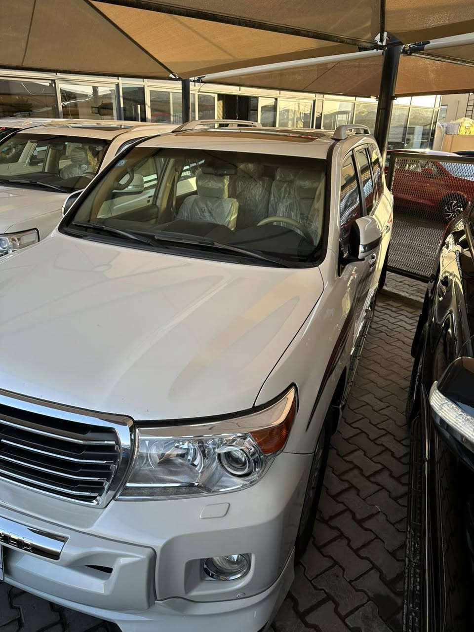 سلام عليكم
تويوتا لاندكروز
مديل 2013فطيم
فول موصفات 
سياره حلوه بااسمي
رقم بغداد
مكان سياره كربلاء
***********
