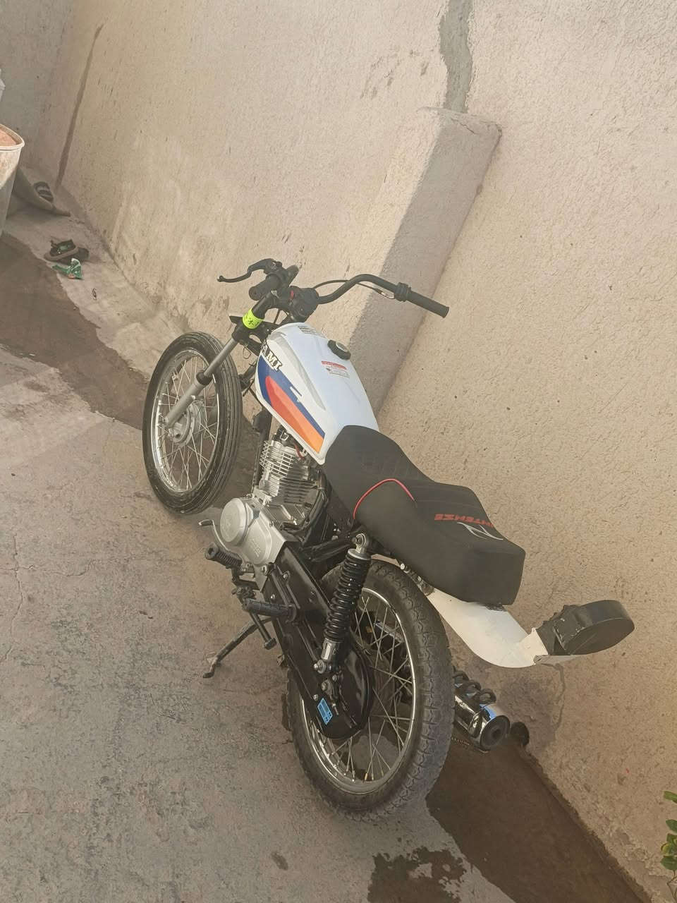 سلام عليكم دراجه البيع محرك سجي قديم موديل 24 اوراق اصولي تعمير جديد من شلع وفصله فولل تعال اترايك البغداد السعر 750قفل


**إذا كنت صاحب هذا الإعلان وتريد حذفه لأي سبب، رجاءا أرسل رسالة إلى الدعم الفني**