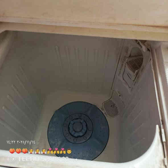 غساله هيتاشي الاصليه شرط الشغل ب60 تغسل وتجفف ناصرية الاسكان الصناعي نظيفه جداً ***********
