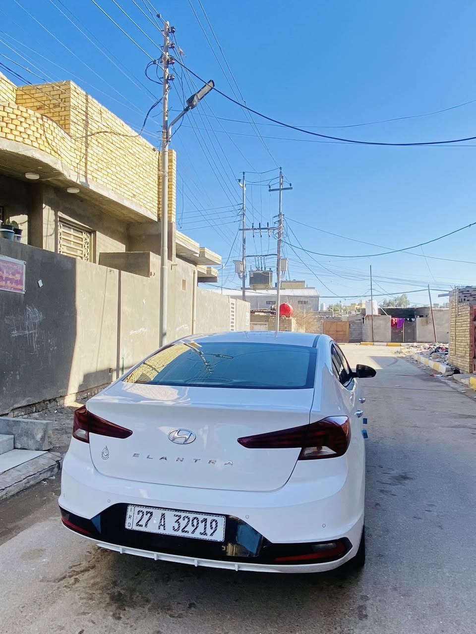 النترا 2019  خليجي رقم ذي قار باسمي تحويل السيارة جديدة كلش كفاله عامة عدا رش بالدوس كما موضح بالسونار والباقي كفالة من الزلغ فول مواصفات 
1_ فتحة سقف
2_ بصمة تشغيل + بصمة ابواب 
3_ بصمة جنطة 
4_ داخل صاج + كشنات جلد ابلاد 
5_ شاشة كبيرة + شاشة اعطال 
6_مثبت سرعة 
7_ مانع انزلاق 
8_ منظومة زينون 
9_ مرايات شفط
10_ تحكم ستيرن 
11_ وضعيات قيادة  
ماشية 150 الف كير و محرك  وتبريد كفالة وحداديه كاملة مبدلة  جديد  السعر 155 وبيه مجال قليل 
الرقم للاستفسار ***********
