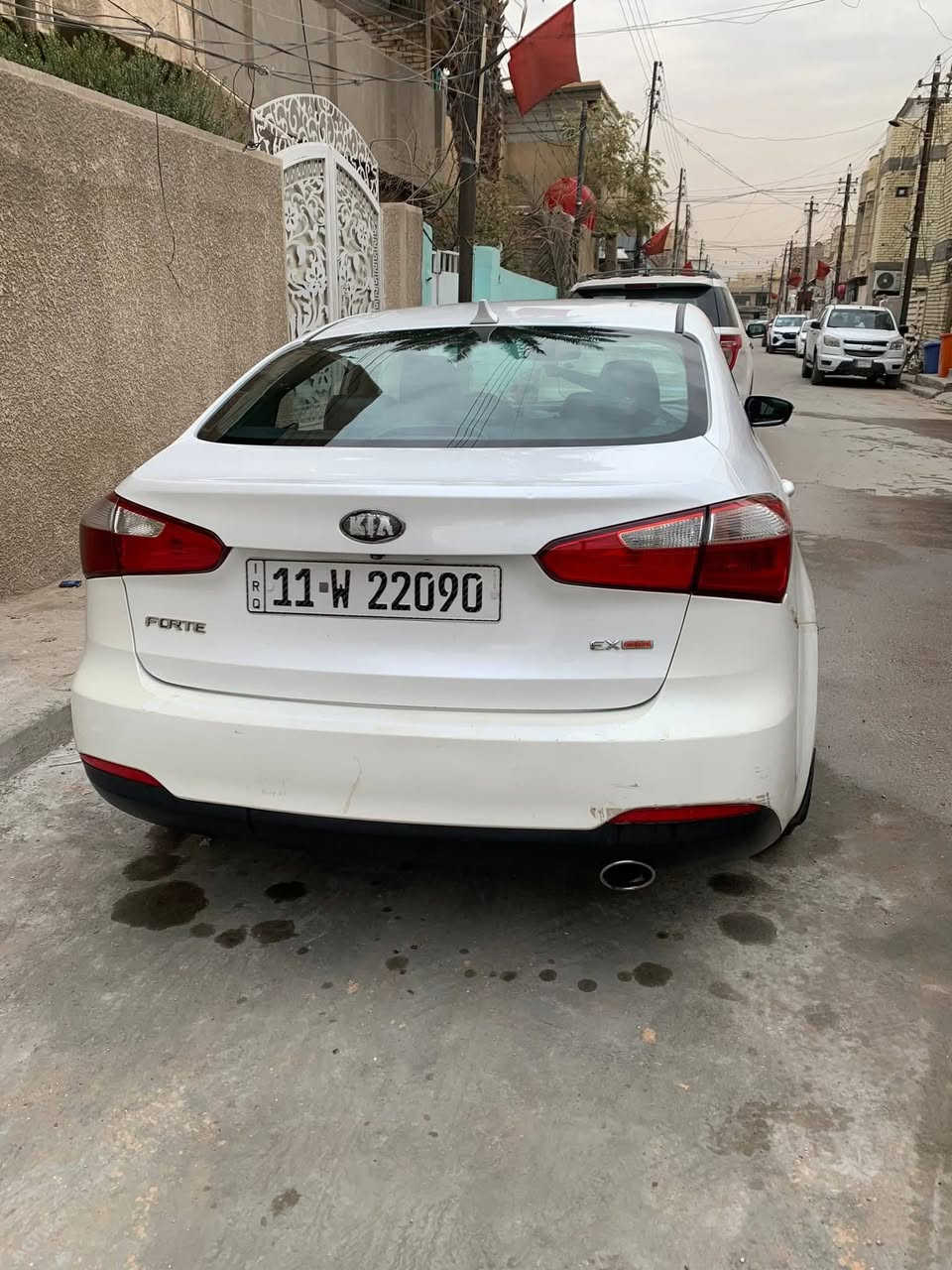 للبيع كيا فورتي ٢٠١٤ السعر ١٠٠$ وبيهه مجال ***********
