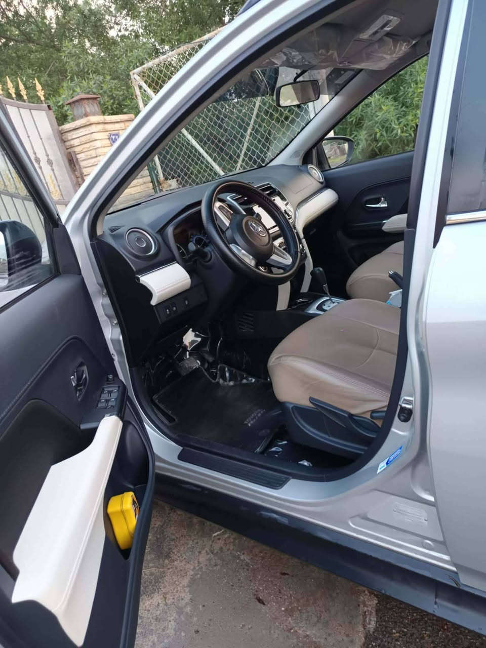 للبيع تويوتا راش موديل 23 ماشية 23 ألف كيلو 7 راكب خليجي بغداد محرك 1500 vvt i تنفس طبيعي تحكم ستيرن حساسات خلفية اشايربالمري دفع خلفي اكسل دبل بصمة قطعة صبغ فقط للاستفسار ***********
