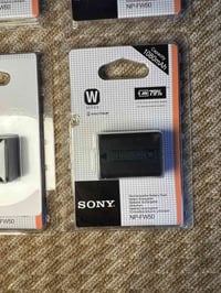 بطاريات سوني • لكامرات سوني • اصلي جديد