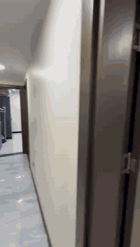 عندي شقه بوابه العراق 

مساحة 238

بناية 33

اطلالات اثنين 2 بوليفارد وزوراء
مؤثثة  بلكامل اثاث فخم جداً للاستفسار ***********
