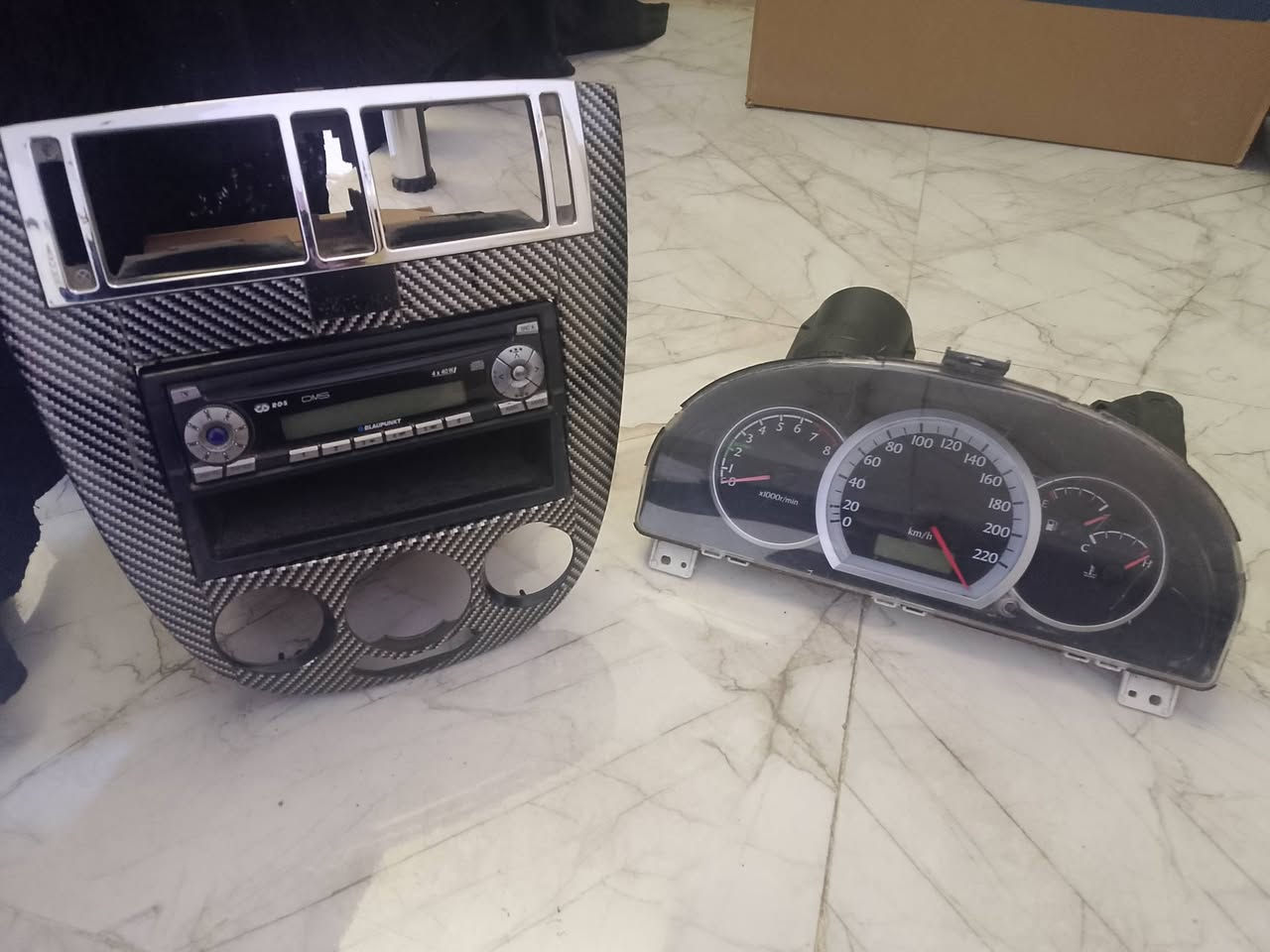 السلام عليكم غراض اوبترا للبيع ليفيدنة يراسلني مكان بغداد‏ ‪0776 627 2285‬‏
