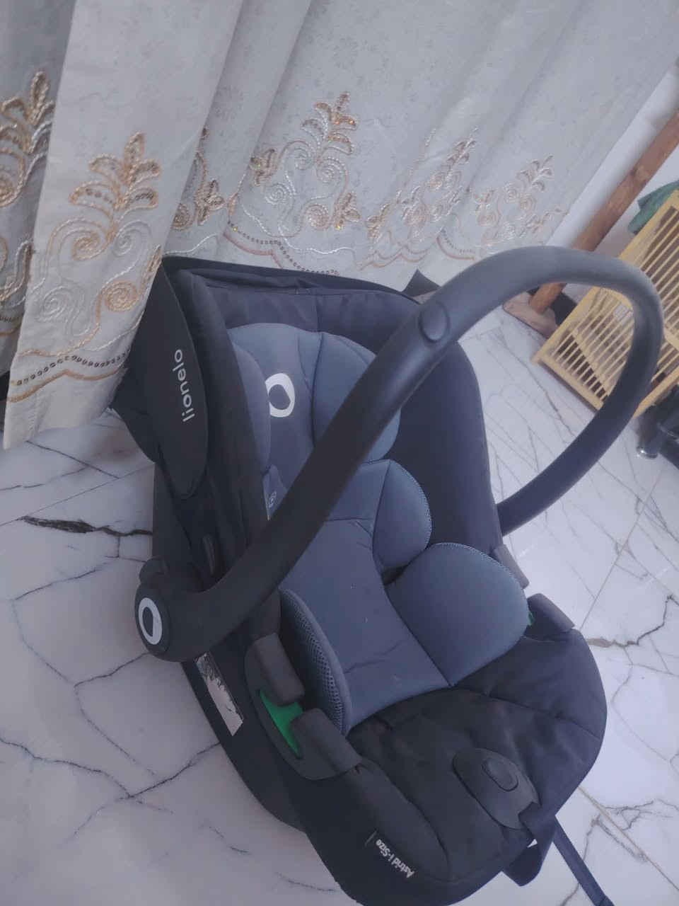 أغراض أطفال ماركه ونوعيه ممتازه للبيع قفص أطفال كرسي والله ماركه وغالي جربايه من ليلك ماخذتهن دفعولي سعر واخذوهن


**إذا كنت صاحب هذا الإعلان وتريد حذفه لأي سبب، رجاءا أرسل رسالة إلى الدعم الفني**