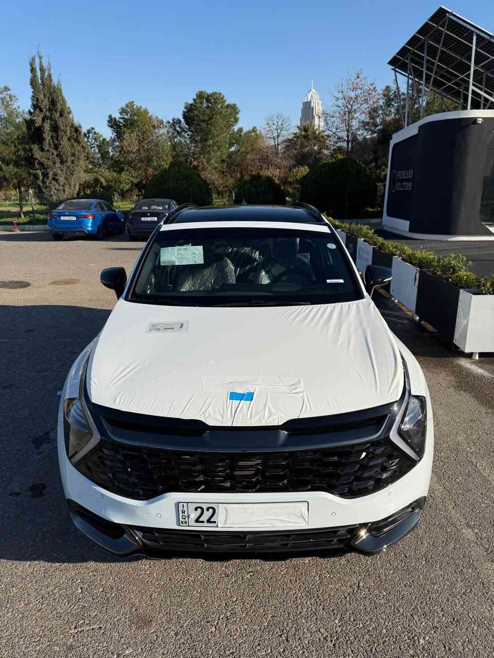 KIA - SPORTAGE - 2024 
- كــيــا ســبــورتـــج / ٢٠٢٤ / خليجي / بلاك ايديشن 
- استـــیـــراد خــاص / premium edition 
- مــــاشـــي / ٨ الف فقط زيروووو + ضمان وكالة NIM
* سعر / ٢٣٥ ورقة 
- مـــواصــــفـــات / فـــول فــــول vip - بانوراما - 
ميحتاج وصف 
- ستيكرات وكالة ممشلوعة و باقية 
- رقـــم / اربـــیـــل بسمي شخصياً 
- مكفول من كل شي دعامية لدعامية 
* مكان / اربيل - 
* رقم تلفون / 
واتساب / ***********
اسياسيل/ *********** أربيل, العراق
