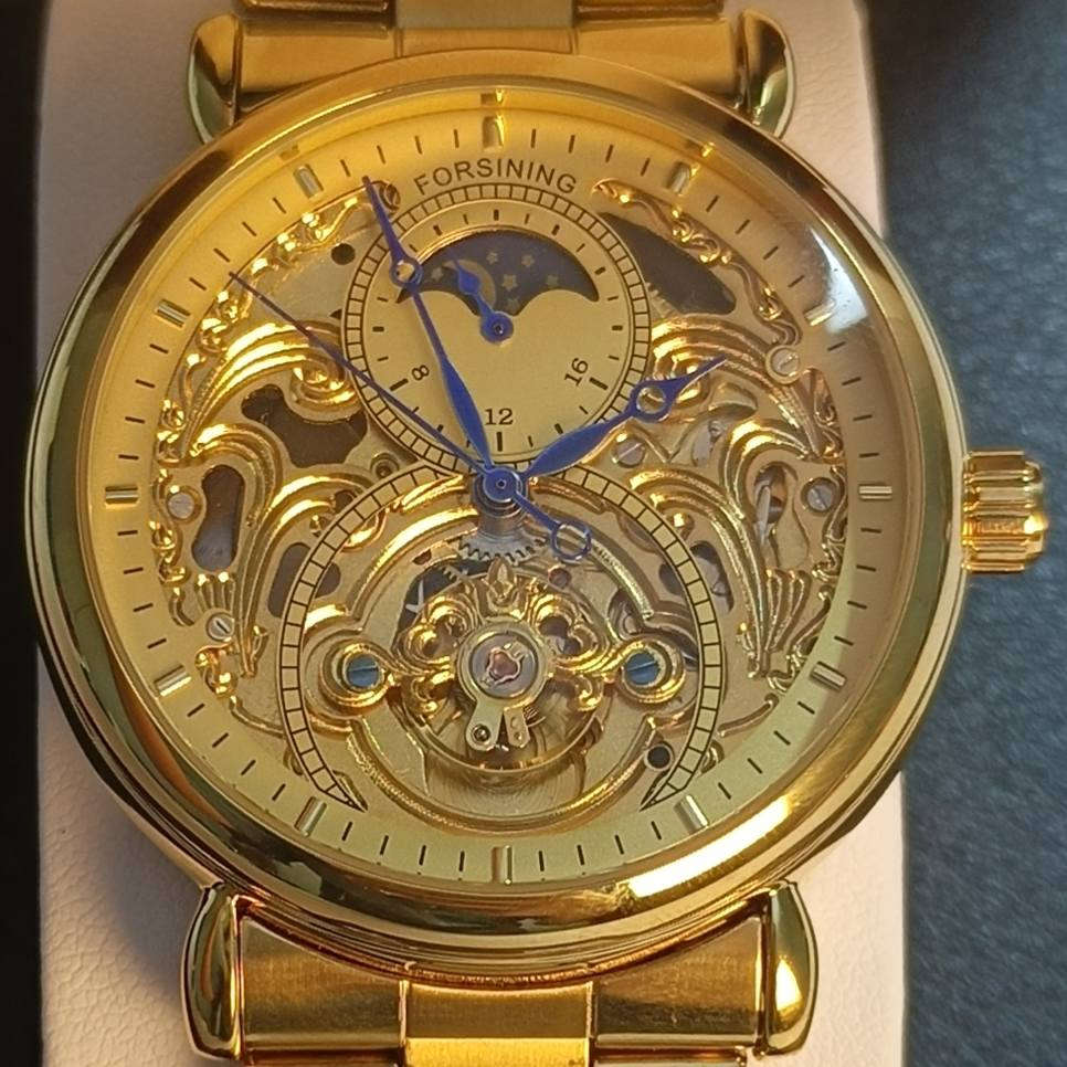 ساعة اصلي ماركة forsining 

أوتوماتيك 

سنتر شغال
توقيت نهاري و ليلي
القطعة جديدة غير مستخدمة
مع المرفقات

للاستفسار مراسلتنا على الخاص 🌺 بغداد, العراق


**إذا كنت صاحب هذا الإعلان وتريد حذفه لأي سبب، رجاءا أرسل رسالة إلى الدعم الفني**