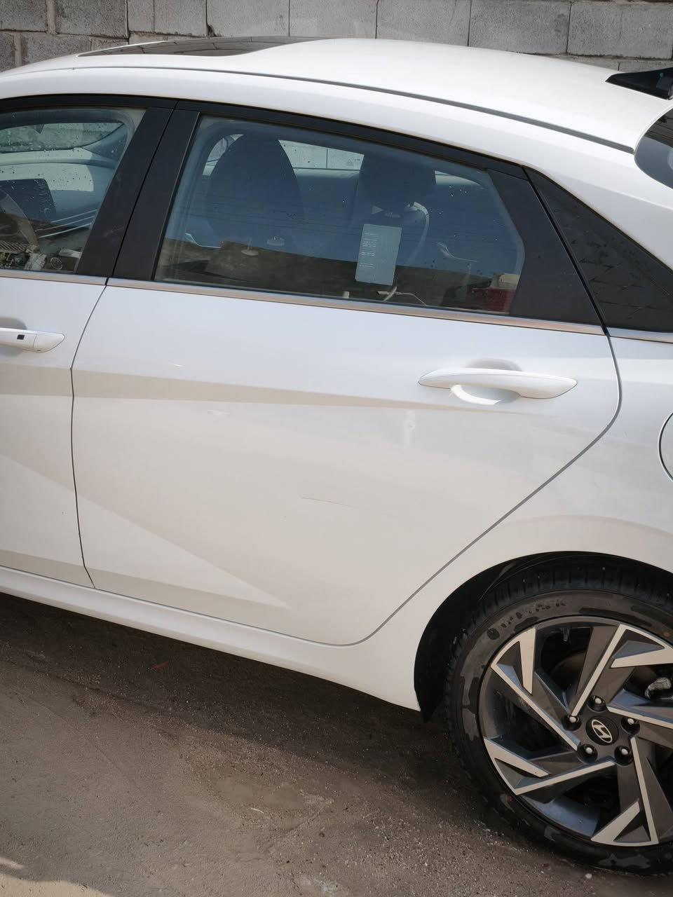 موديل 24اربيل ماشيه 52 فول بصمه تخم تاير جديد بيها شخط موضح بالصورة
***********
