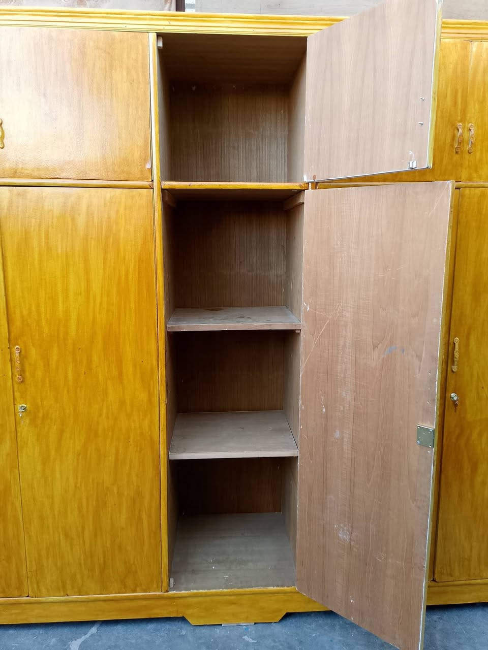 بو فروشتن ميزتوليته كه توركيه باكو بي عيبة نرخي 50 مه عره زه كه صاجه 3 مه تره نرخي 175 شوين كه لار تكايه مشتري نيت مه يه جات


**إذا كنت صاحب هذا الإعلان وتريد حذفه لأي سبب، رجاءا أرسل رسالة إلى الدعم الفني**