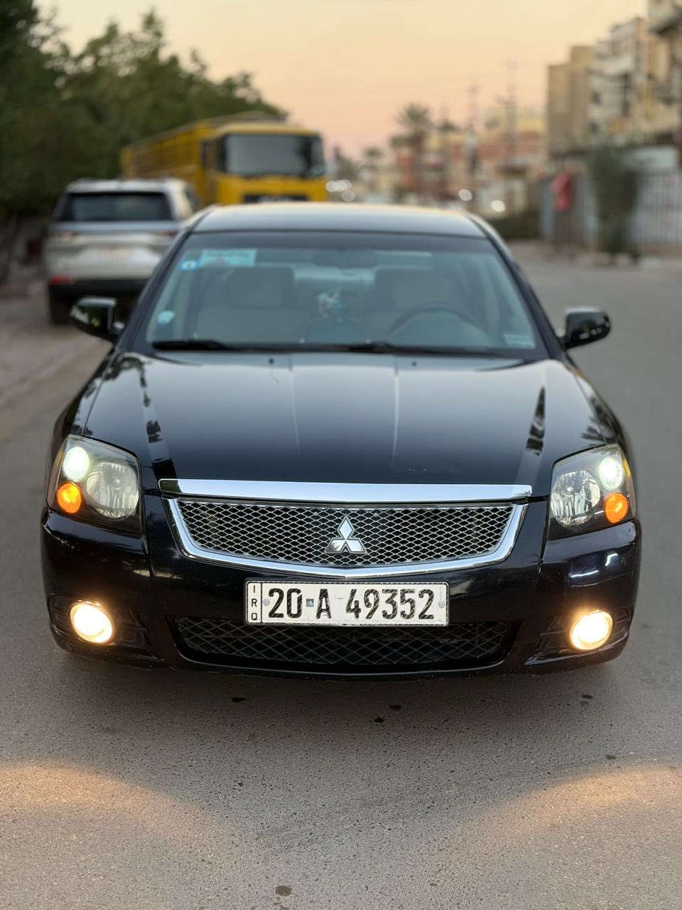 من رخصة الادمن
للبيع مسيبوشي كلنت 2010الشركة العامه 
السيارة بوضع الشركة مكفوله كفاله عامه سبير ما نازل 
فول واحد على واحد فتحه تحكمات ستيرن سياقه ذاتية 
ماشة 135الف كاعية الشركة داخل بيجه
العنوان بغداد البنوك 
السعر 130$
***********
