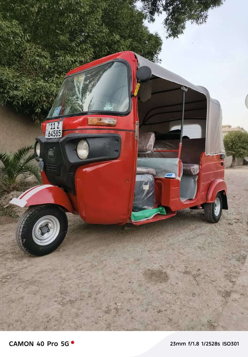 سلام عليكم تكتك موديل ١٨شهر٧ كير مكينه اكسل خير من الله تجفبت جديد شركه تخم تاير دوشمه جديدة جادر جديد سفريات ٧قطع كهربيات كله شغاله كل نقص مابيه فقط دوس معمره بس دوس بيهن صبغ فقط دوس مكاني بغداد الغزاليه السعر ٥٤٠٠ وبيه مجال***********
