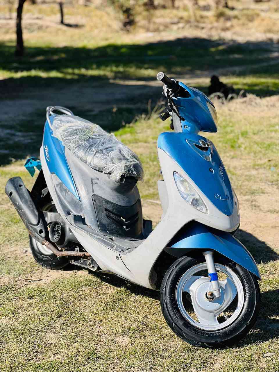 السلام عليكم ماكس منغولي لو سمائي دراجه لا تنقص ولا تبخير ولا تدخين مكينه ناعمه دراجه نكره سلف بوشه 49 دراجه بلادي كلها الملاح كلش حلو الدراجه فقط مراوس ب ماكس عدله المكان الديوانيه الحمزه الشرقي رقمي ***********
