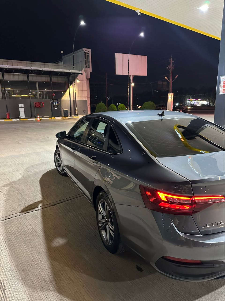 Jetta 2024 se 
فوول مەسەفات 
یەک پەرچی هەیە 
هەموو شتی بە شەرت 
ژمارە مۆبیلی 
*********** أربيل, العراق
