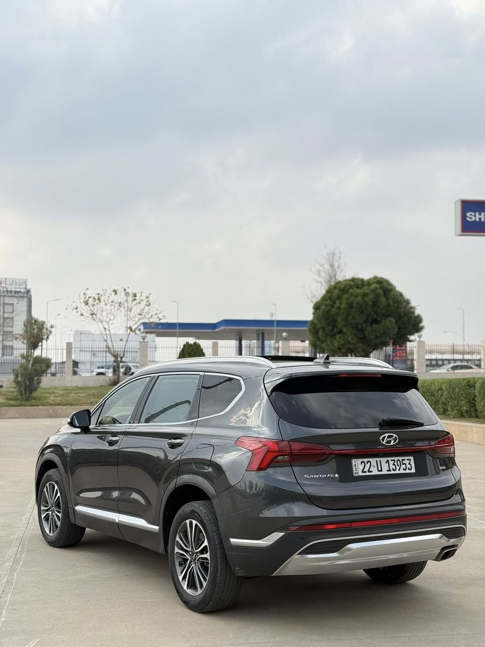 سنتافي موديل 2022 فل بانوراما داخل بيج
بدون صبغ صور ضرر مايطلع 
 5 راكب / رقم اربيل الجديد
فقط بارد بلصفحه بدون دواخل ايرباك برده فقط امامي وخلفي كبس سياره جديده 
ماشيه 28 الف مايل 
محرك 4 سلندر. 2500
دفع رباعي 
المواصفات / 
بصمه ابواب وبصمه تشغيل . تشغيل عن بعد 
كراسي اماميه كهرباء . تدفئه كراسي اماميه 
كراسي جلد اصلي بيج رادار 360 هندبريك كهرباء بردات ابواب خلفيه تشغيل عن بعد 
فحص وهزه ورقم جديد تحويل مباشر 

السعر ٢١٣ بيهه مجال قليل بعد المعاينه
مكان السياره اربيل
واتس واتصال.    ***********
