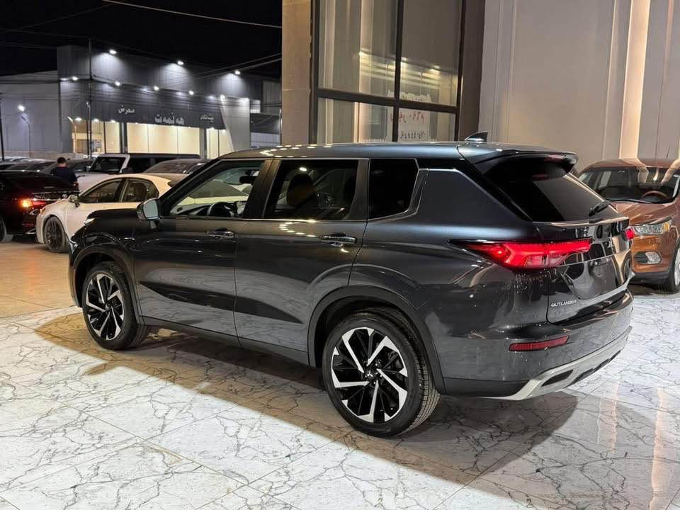 𝑴𝑰𝑻𝑺𝑼𝑩𝑰𝑺𝑰  𝑶𝑼𝑻𝑳𝑨𝑵𝑫𝑬𝑹  𝑺𝑬   ‏
موديل  2024
محرك 𝒄 𝒄 2,500 
مواصفات 
بصمة
٧ راكب
كشن جلد
كشن تدفئة
ابواب بصمة
ابواب بردة
نظام كاميرا ‏‎  °360 
لايتات ليد زينون
مرايا شفت كهربائي
حساس امامي و خلفي
شحن موبايل وايرليس
رادار امامي و خلفي و جانبي
بريك بصمة
صندوق شفت 
سيارة بابين صبغ  صبغ
𝑴𝒊𝒍𝒆𝒔مسافة 35,000
رقم شاصي

JA4J3VA85RZ085983

سيارة موجود اربيل

☎️ 

***********
***********

#𝑴𝑰𝑻𝑺𝑼𝑩𝑰𝑺𝑰 #𝑶𝑼𝑻𝑳𝑨𝑵𝑫𝑬𝑹 أربيل, العراق
