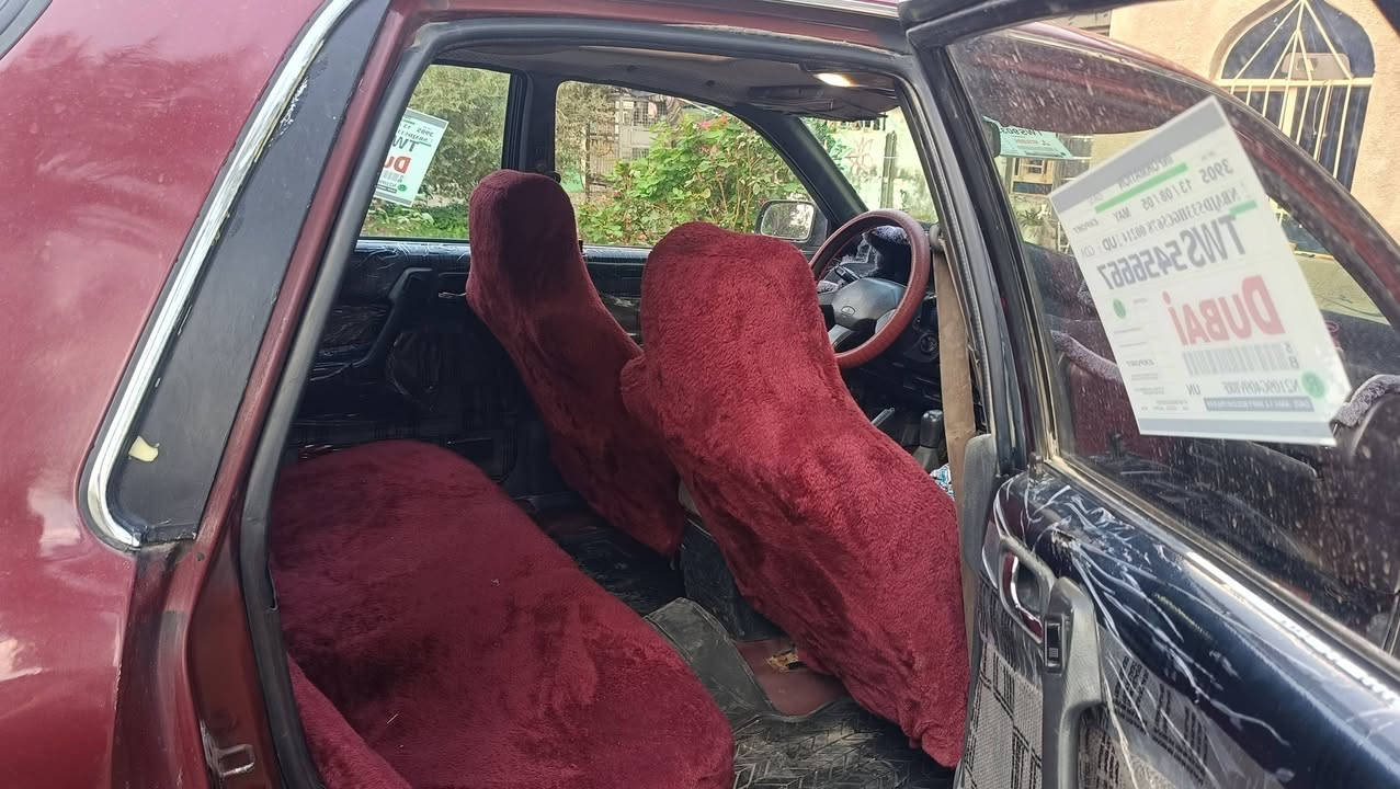 سلام عليكم كلاند تدفئة تبريد موديل 89 مقفولة من الضربة مصبوغة عام سعر 45 ،،، رقمي ***********
