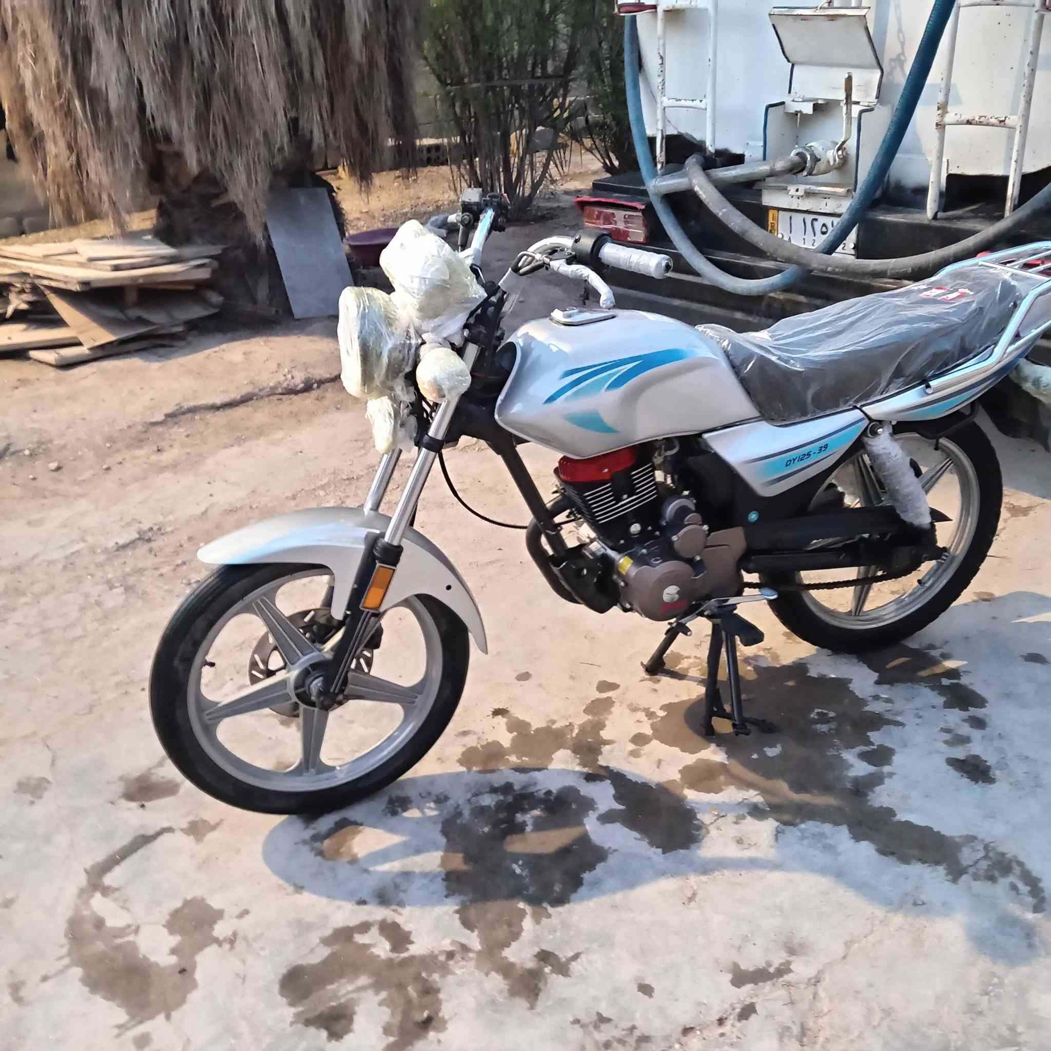 دايون عضم للبيع موديل ٢٣ أوراق سكنر مكفوله من كلشي ***********
