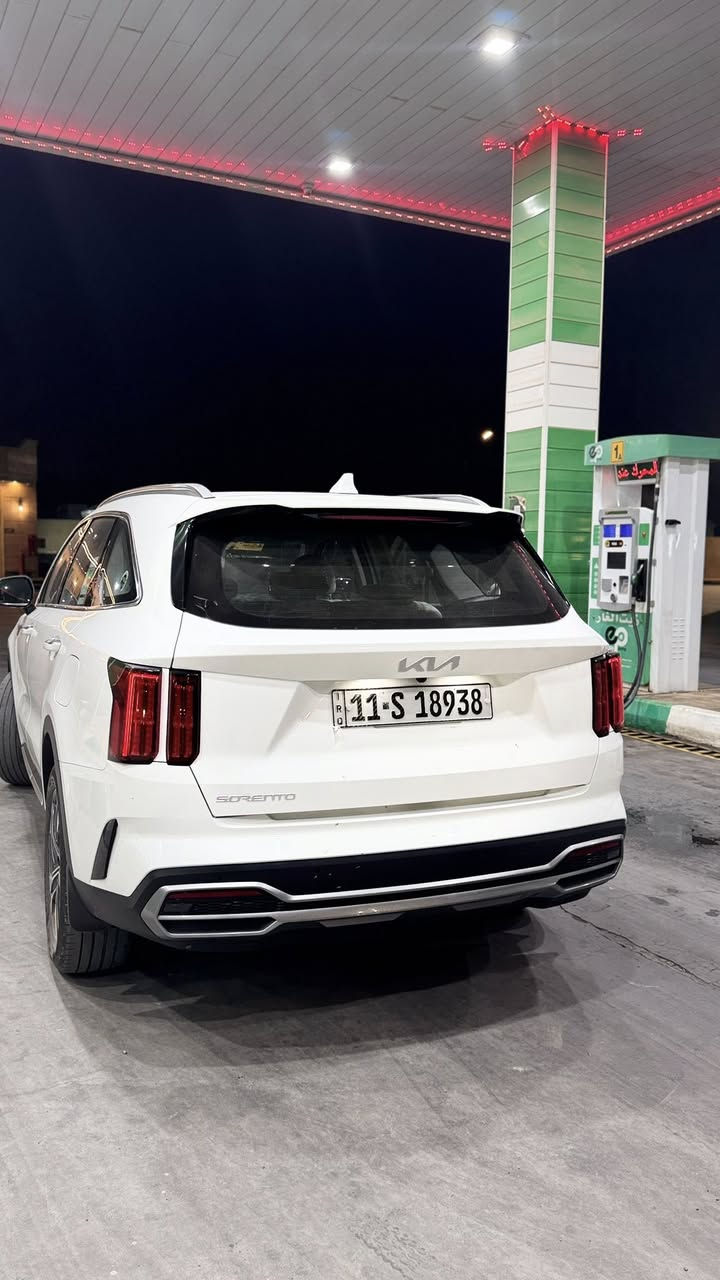 السلام عليكم 
سورنتو فول موصفات١
١/١ 
موديل ٢٣
سيارة كفالة عامة
من كلشي
صندوق كهرباء 
كير ماوس
‏٤وضعيات قياده
سايد بريك كهربائي 
٦سلندر
رادار
تشغيل عن بعد

مكانة ميسان
***********
