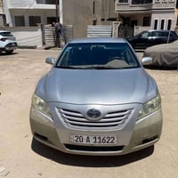 تويوتا كامري للبيع موديل 2008. رقم ديالى  بإسمي وتحويل مباشر , المكينة...