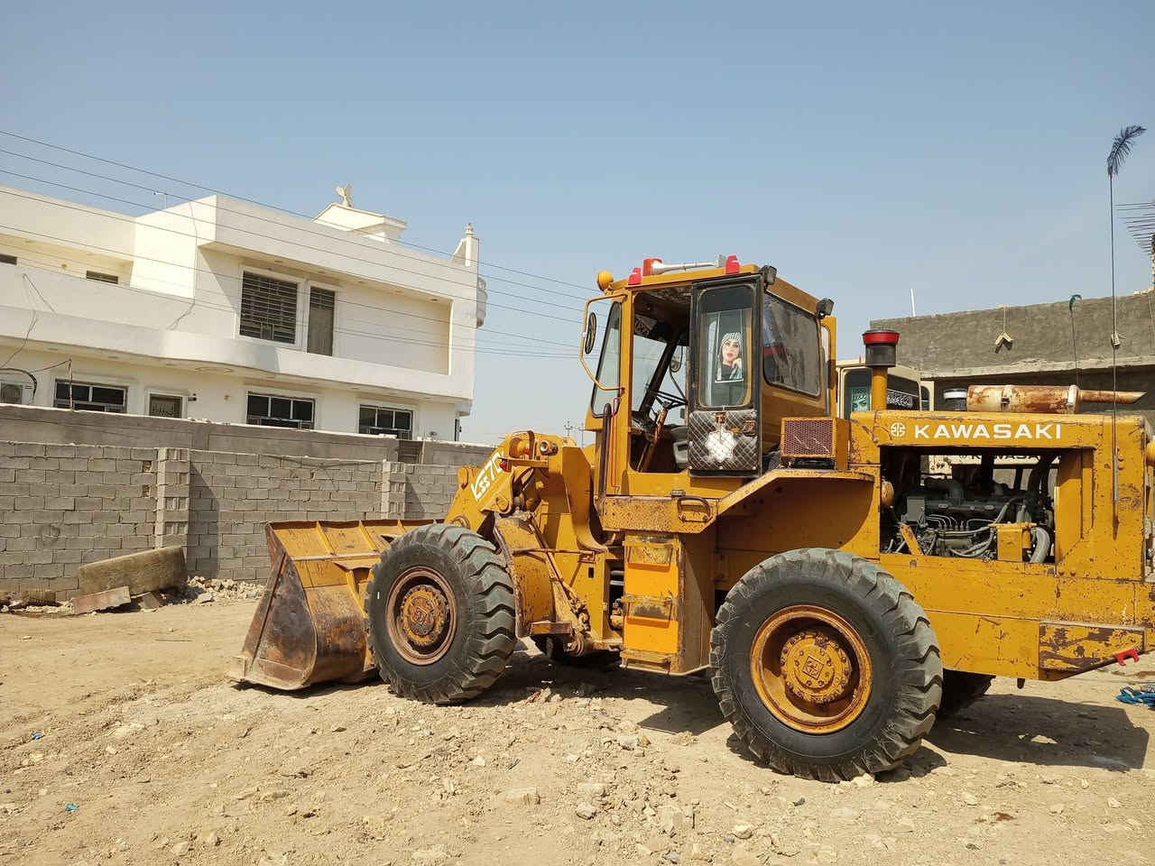 شفل كاوسكي 70B موديل 86 رقم بصره انكليزي بسمي بريك اربعه صينيه صدر كيله كله جديد تخم تاير 70صبغ بلادي شركه ***********
