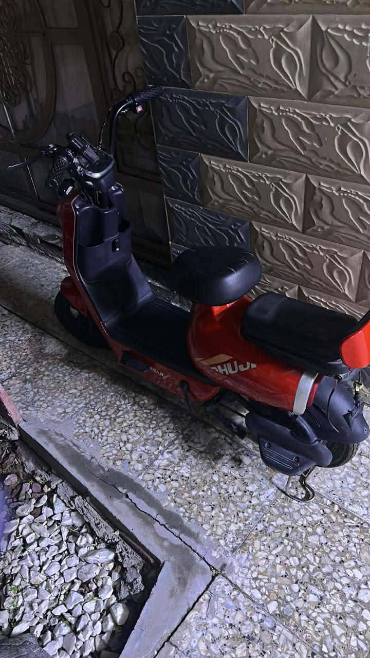 دراجه شحن فقط تحتاج باتري حجم 14 ب125 كولشي مابيهه كفرهه كولش نظيف مكانهه البلديات


**إذا كنت صاحب هذا الإعلان وتريد حذفه لأي سبب، رجاءا أرسل رسالة إلى الدعم الفني**