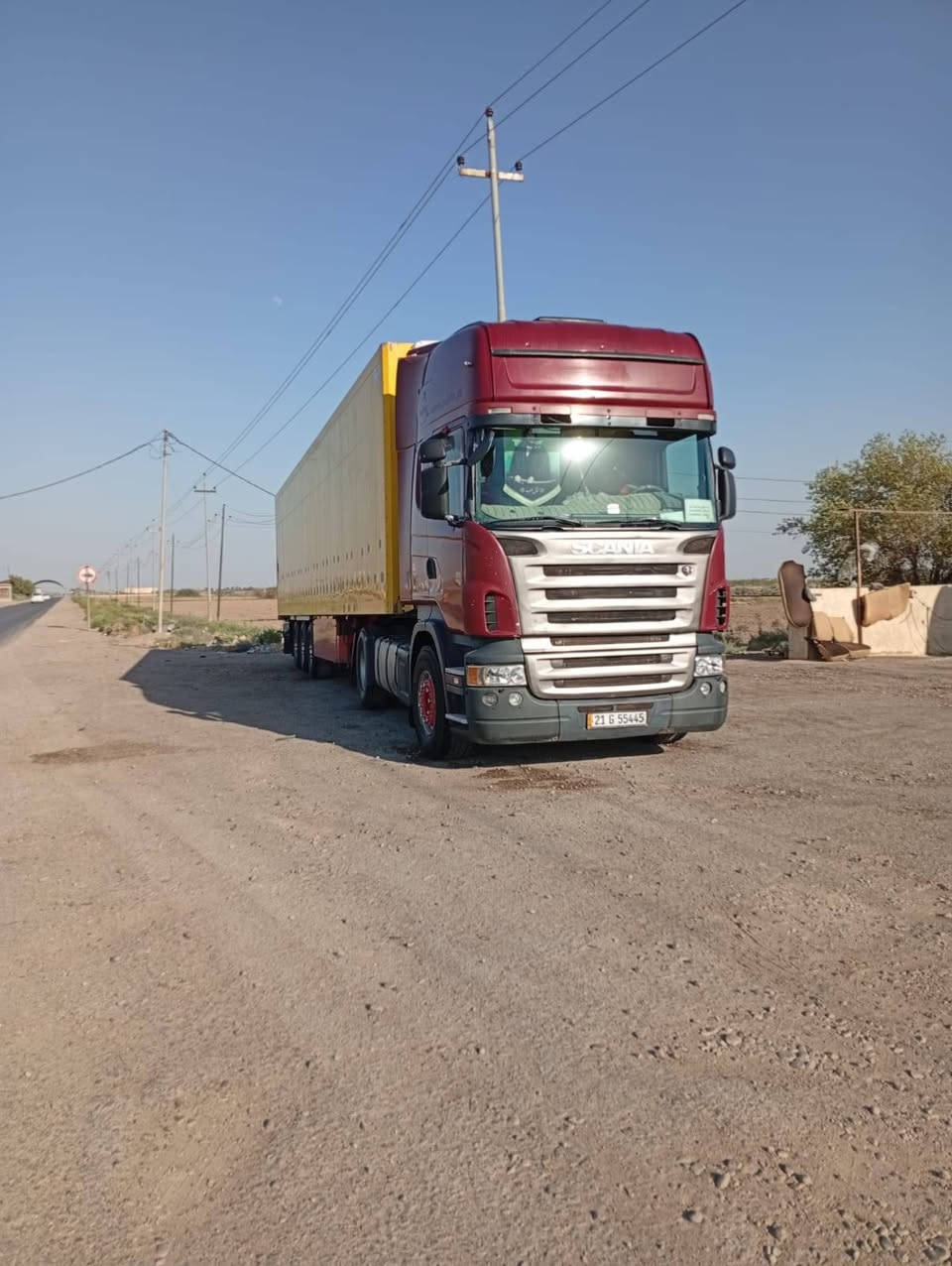 اسكانيه للبيع ٢٠٠٧ مربوطه كامله جهاز ٤٠٠ عادي  رقم سنويه كله جديد تخم تاير جاهزه للعمل السعر٢٨٥ ***********
