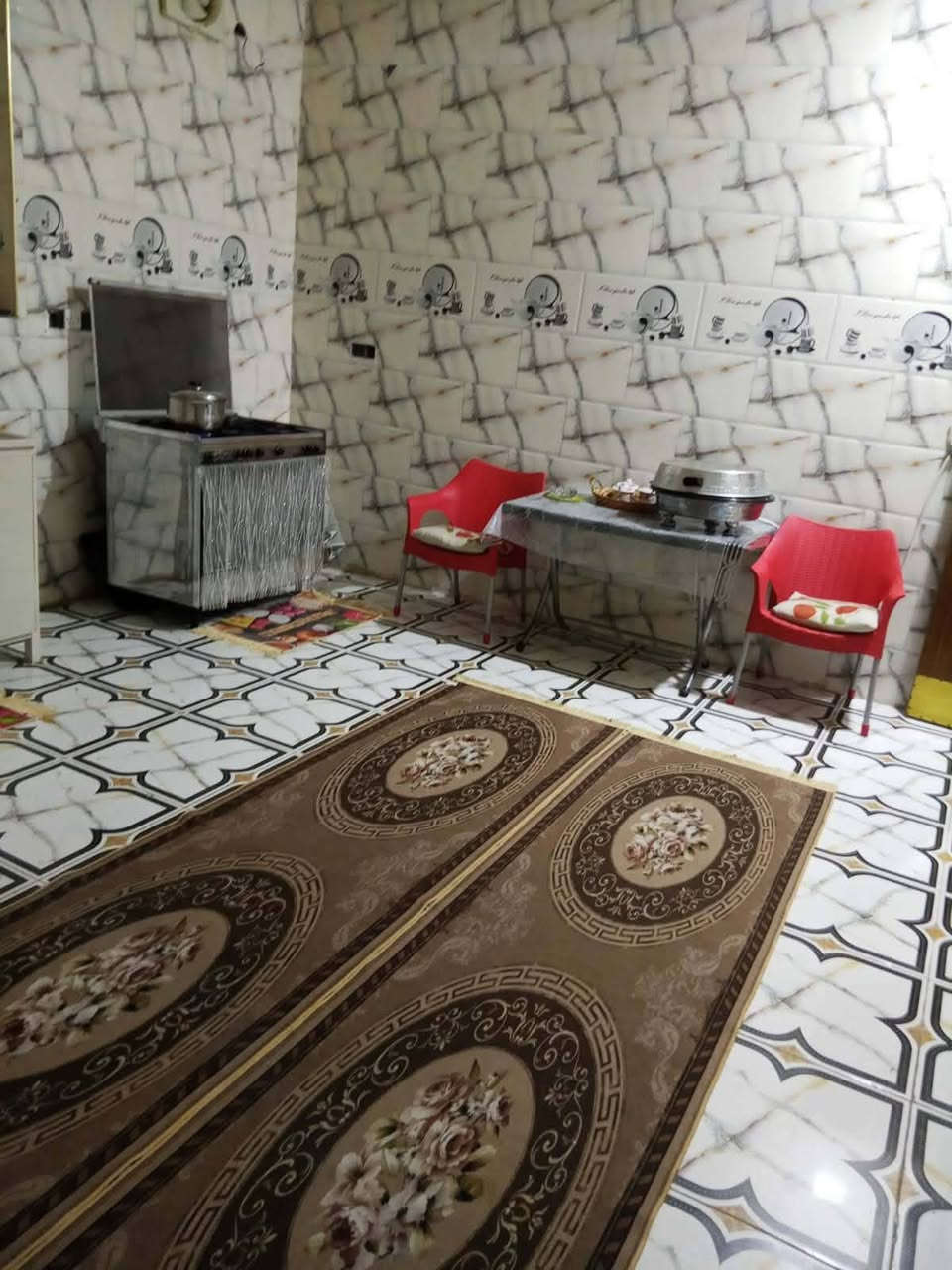 يا الله يا رزاق 

  من رخصة الأدمن المحترم 

    بيت طابقين نقص بس الستاره مساحه 200   متر مربع. 

      موقع ممتاز على مربع خضراء بالفلاحيه حي الأمام ألرضا  ع

       منطقه كاملة الخدمات كما موضح في الصوره وتجي وتشوف 

ألسعر 170 وبي مجال للشراي ألأتصال على الأرقام الآتيه 

***********

***********

وبالعافيه عاليشتري
