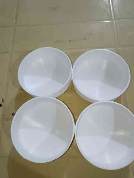 سلام عليكم
١٠٠ قطعه ب٢٠ الف دينار ابيع جمله فقط 
كب ٤ انج ستندر الوزن ٥٥غرام ثقيل
العنوان بغداد جسر ديالى القديم قرب مصرف 
*********** هذ رقم صاحب المعمل
