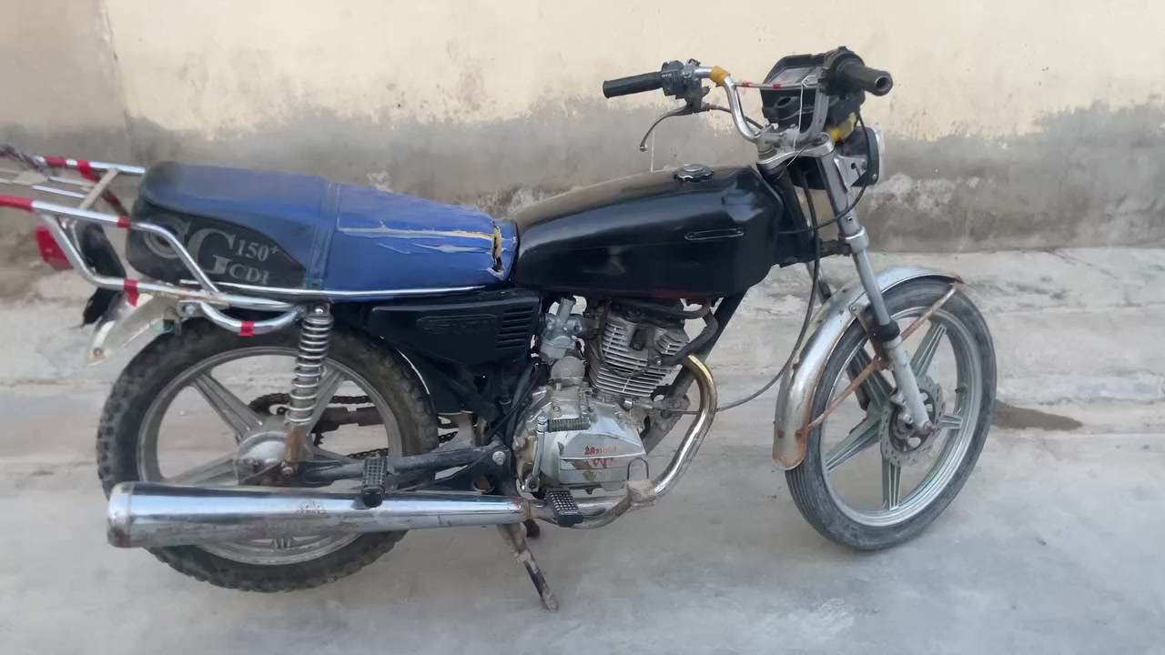 سلام عليكم مكلف بل نشر
دراجه سيفان موديل 2021 للبيع شغاله هندر واحد مكينه نضيفة مال شغل نقصها صينيه مال زنجيل السعر 250 المكان ديالى ناحية العباره 
للأتصال ***********
