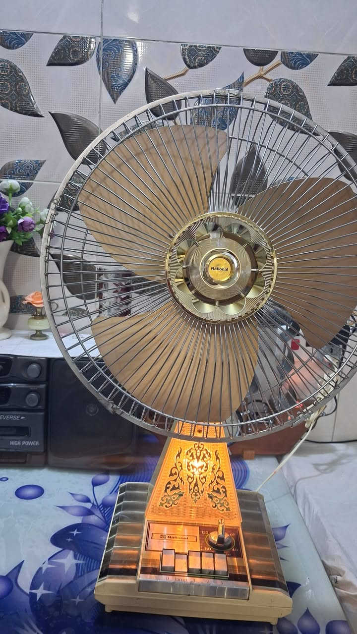 بسم الله الرحمن الرحيم.       
مروحة ناشونال ياباني  نظافة عالية جدا ماطورها بكبس الشركة ما مفتوح  شغلها ناعم بلادية كلها حتى الواير والبلك استيراد المنشأة العامة التجارية العراقية السعر خاص يوجد توصيل العنوان بغداد البلديات


**إذا كنت صاحب هذا الإعلان وتريد حذفه لأي سبب، رجاءا أرسل رسالة إلى الدعم الفني**